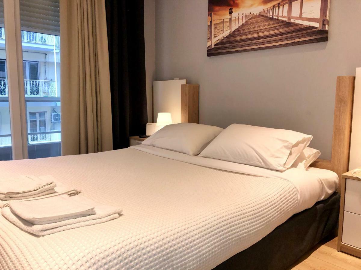Mitropoleos Street Elegant Apartment Firostefani Eksteriør bilde
